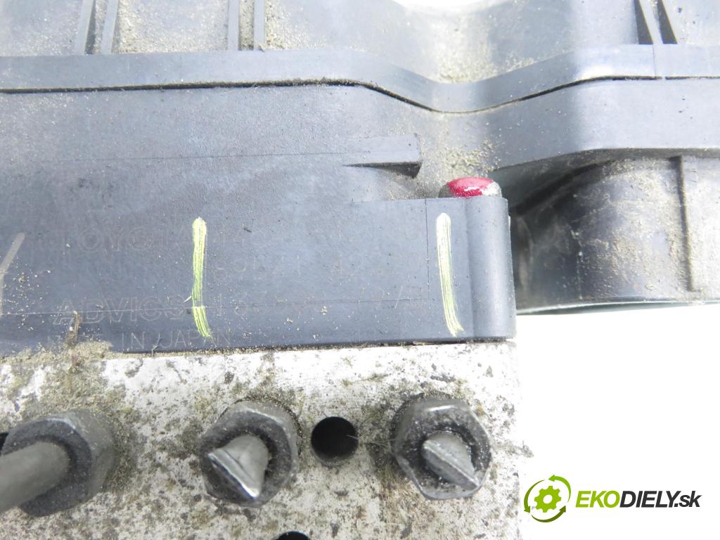 TOYOTA RAV 4 III (_A3_) SUV 2006 100,00 2.2 D 4WD (ALA30_) 136 - 2AD-FTV 2231,00 Pumpa ABS 4454042100 ; 8954142220 ; 1338007970 (Pumpa ABS)
