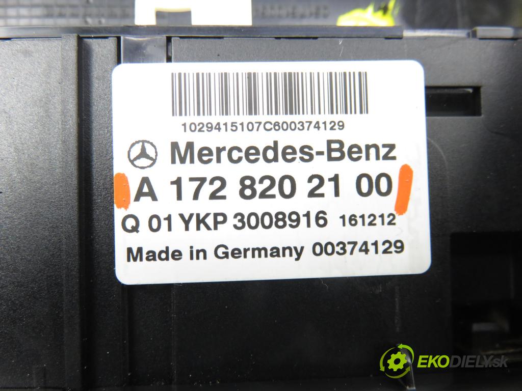 MERCEDES-BENZ KLASA A (W176) HB 2017 66,00 A 160 CDI / d (176.011) 90 - OM 607.951 1461,00 HNÍZDO: USB A1728202100