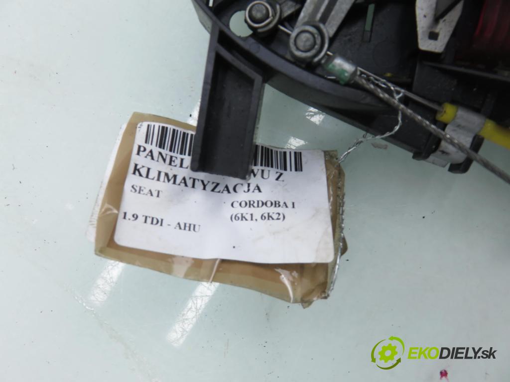 SEAT CORDOBA (6K1, 6K2) SEDAN 1997 66,00 1.9 TDI - AHU 90 1896,00 Panel topení KLIMATIZACE: 1H0819045C ; 1H0820045C