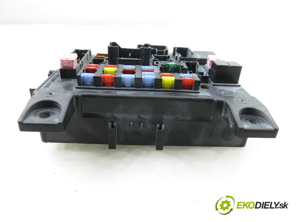 CITROEN C-CROSSER (EP_) SUV 2008 115,00 2.2 HDi 160 - 4HN (DW12MTED4) 2179,00 MODUL BSI 8637A320
