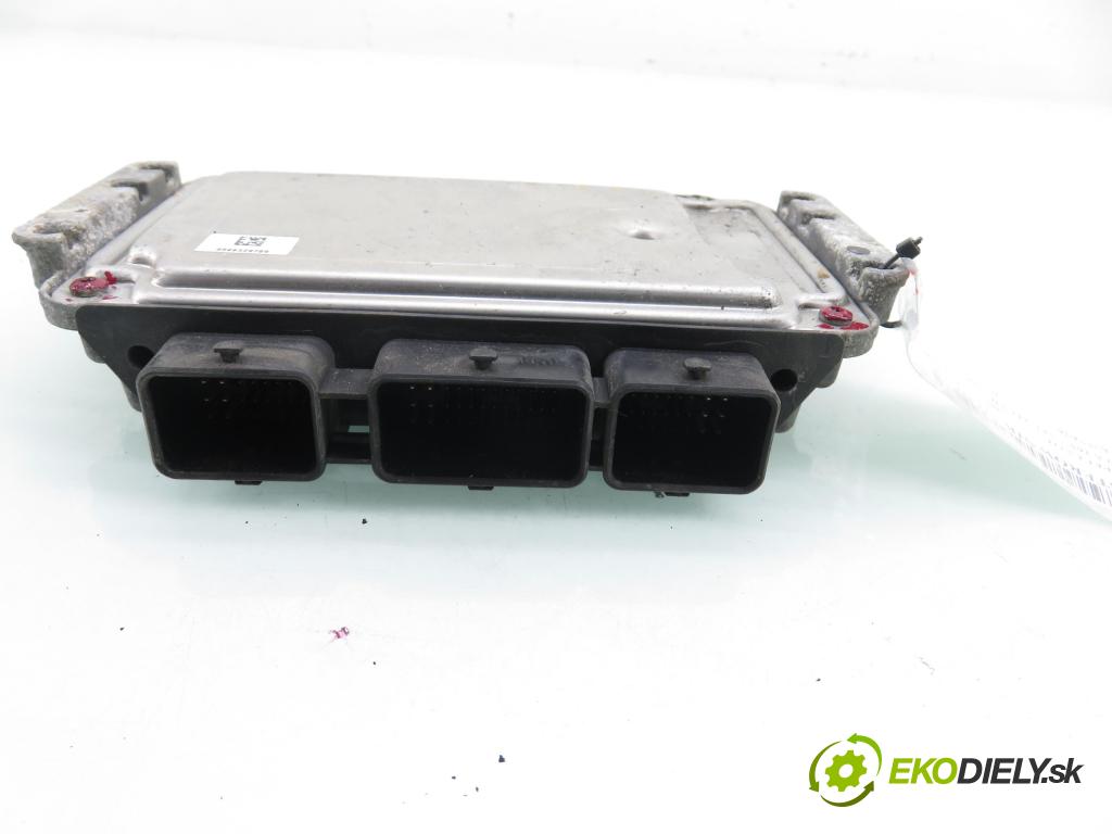 PEUGEOT 206 CC (2D) CABRIO 2006 80,00 1.6 16V - NFU 1587,00 Riadiaca jednotka Motor 9661383980 ; 0261208901 ; 9652552380