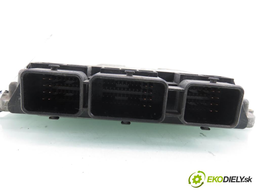 PEUGEOT 206 CC (2D) CABRIO 2006 80,00 1.6 16V - NFU 1587,00 Riadiaca jednotka Motor 9661383980 ; 0261208901 ; 9652552380