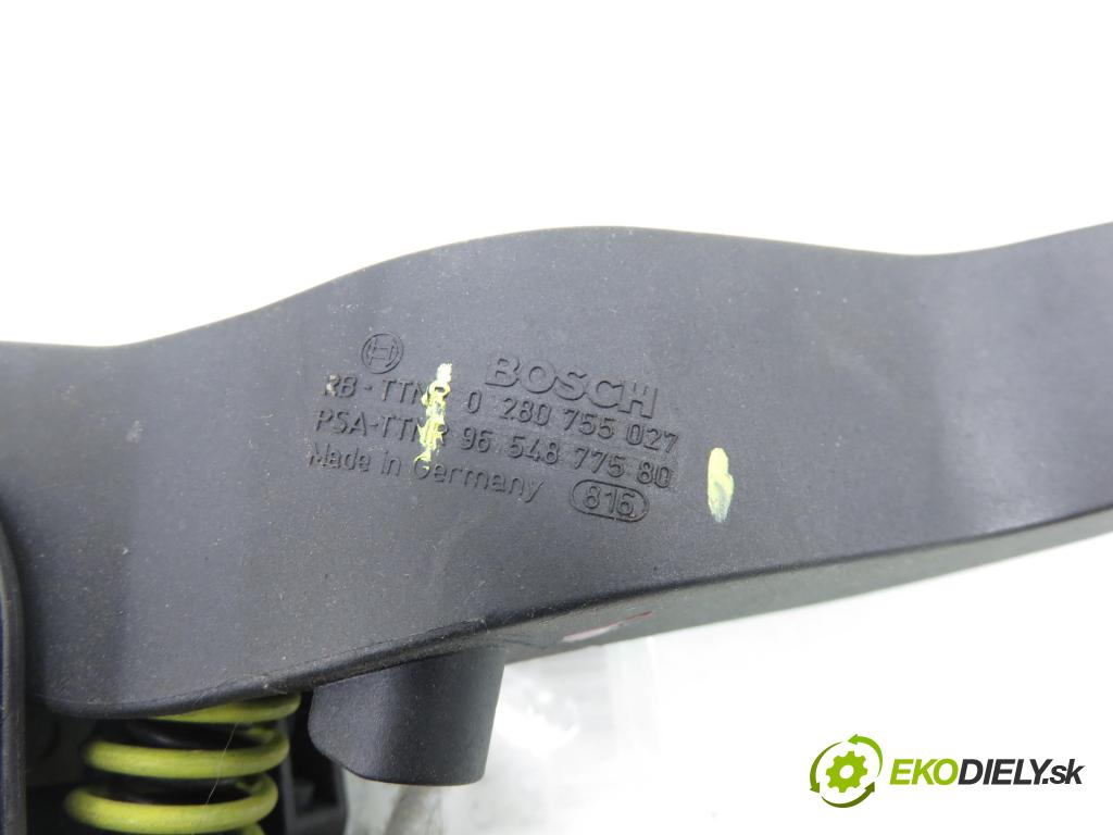 PEUGEOT 206 CC (2D) CABRIO 2006 80,00 1.6 16V - NFU 1587,00 Potenciometer plynu 9654877580 ; 0280755027 ; F00C3E2429 (Potenciometer plynového pedálu)