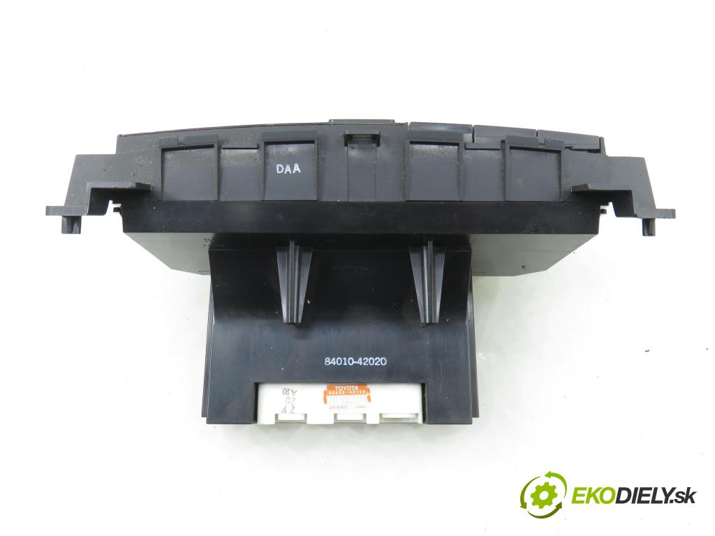 TOYOTA RAV 4 II (_A2_) SUV 2005 110,00 2.0 4WD 150 - 1AZ-FE 1998,00 Panel kúrenia KLIMATRONIK 8865042160 ; 1773007721