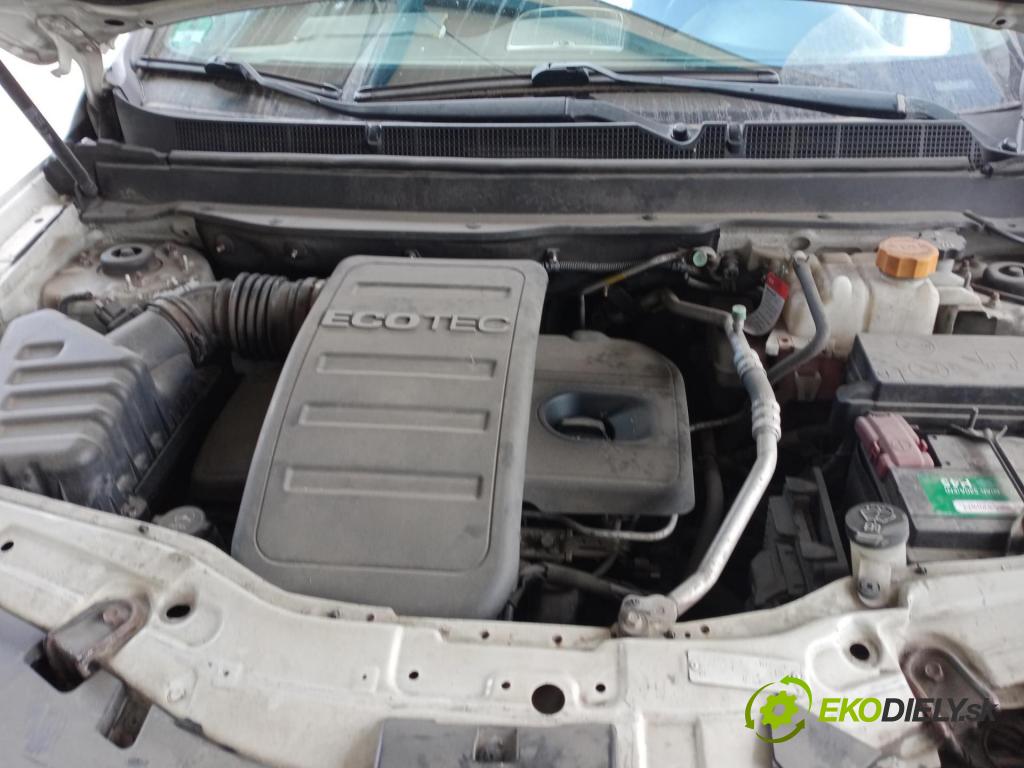CHEVROLET CAPTIVA (C100, C140) SUV 2012 137,00 2.4 186 - LE9 2384,00 Motor benz. LE9