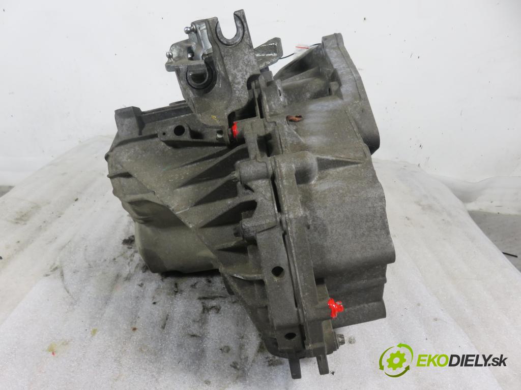 CHEVROLET CAPTIVA (C100, C140) SUV 2012 137,00 2.4 186 - LE9 2384,00 Prevodovka MANUALNA F40