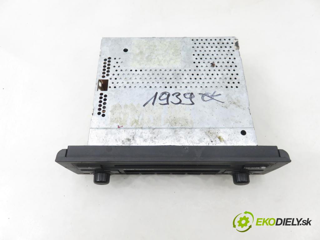 AUDI A3 (8P1) HB 2003 77,00 1.9 TDI PD 105 - BKC 1896,00 RADIO CD 