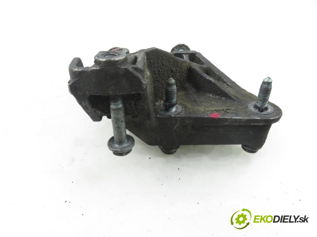 SEAT LEON (1M1) HB 2001 66,00 1.9 TDI 90 - ALH 1896,00 Uchytenie prevodovky 1J0199117P