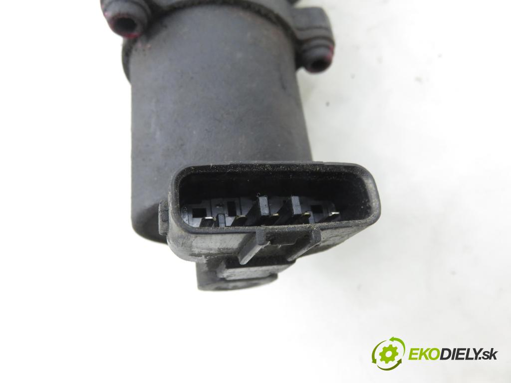 TOYOTA RAV 4 III (_A3_) SUV 2006 100,00 2.2 D 4WD (ALA30_) 136 - 2AD-FTV 2231,00 VENTIL EGR 2562026090 ; 1350007160