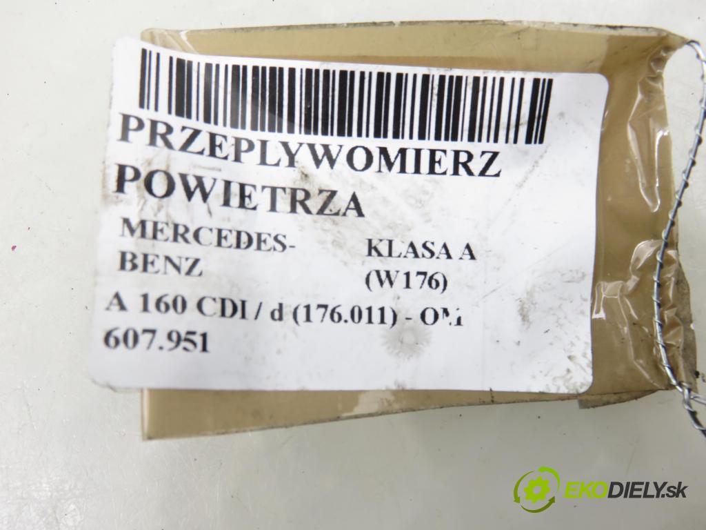 MERCEDES-BENZ KLASA A (W176) HB 2017 66,00 A 160 CDI / d (176.011) 90 - OM 607.951 1461,00 váha vzduchu vzduchu 5WK98101 ; A6450900048