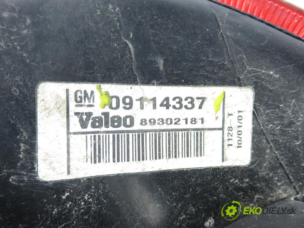 OPEL CORSA C (X01) HB 2001 43,00 1.0 12V 58 - Z 10 XE 973,00 světlo pravé zadní 09114337