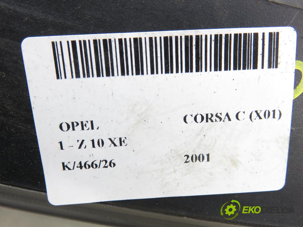 OPEL CORSA C (X01) HB 2001 43,00 1.0 12V 58 - Z 10 XE 973,00 světlo pravé zadní 09114337