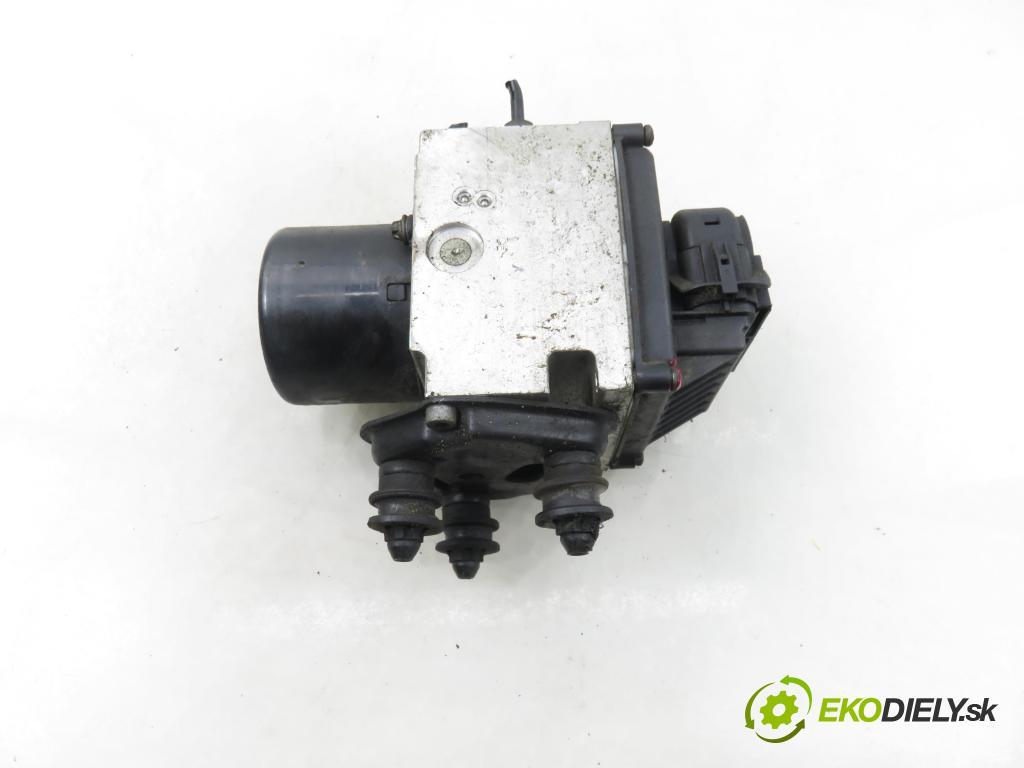 VW PASSAT B6 (3C2) SEDAN 2005 77,00 1.9 TDI PD 105 - BKC 1896,00 Pumpa ABS 3C0614095M ; 15747702 ; 15747502B (Pumpa ABS)