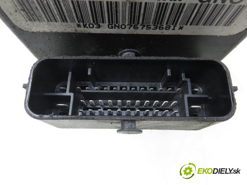 VW PASSAT B6 (3C2) SEDAN 2005 77,00 1.9 TDI PD 105 - BKC 1896,00 Pumpa ABS 3C0614095M ; 15747702 ; 15747502B (Pumpa ABS)