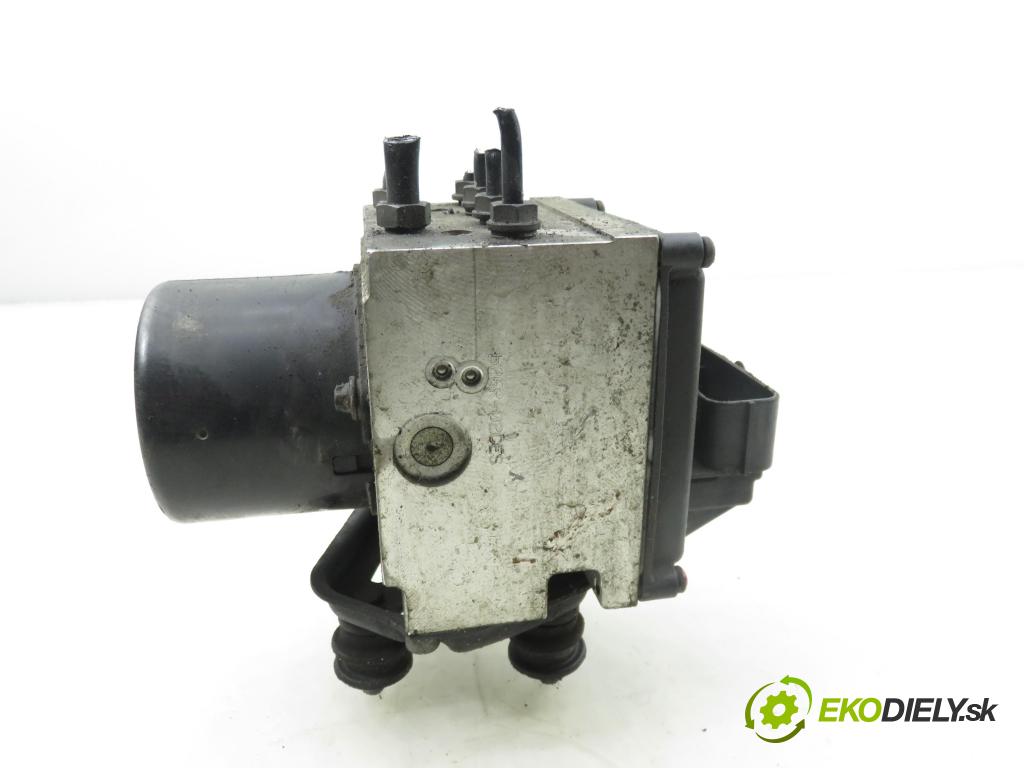 VW PASSAT B6 (3C2) SEDAN 2005 77,00 1.9 TDI PD 105 - BKC 1896,00 Pumpa ABS 3C0614095M ; 15747702 ; 15747502B (Pumpa ABS)