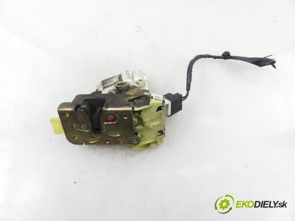 FORD FOCUS (DAW, DBW) HB 2000 85,00 1.8 16V 1796,00 zámok XS41A21813CF