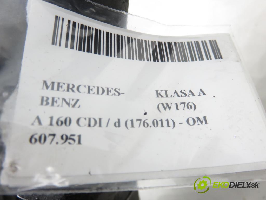 MERCEDES-BENZ KLASA A (W176) HB 2017 66,00 A 160 CDI / d (176.011) 90 - OM 607.951 1461,00 Rúra intercoolera turba A6070900300 ; 0113929A ; A2465281282