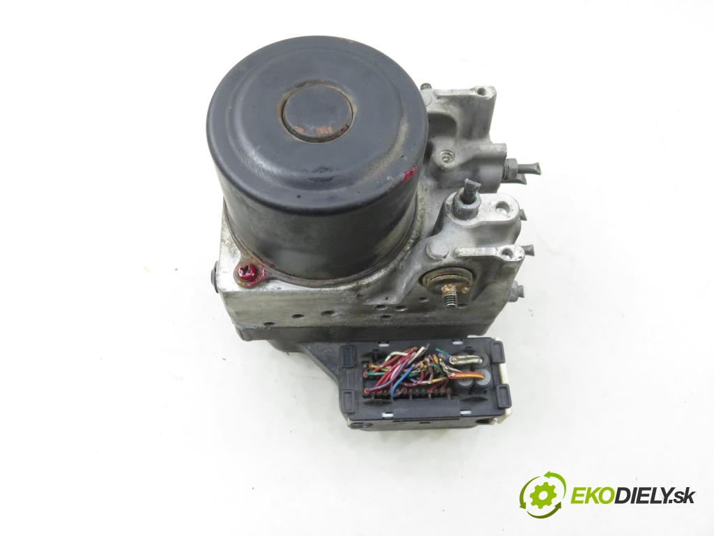 TOYOTA RAV 4 II (_A2_) SUV 2005 110,00 2.0 4WD 150 - 1AZ-FE 1998,00 Pumpa ABS 4454042020 ; 8954142120 ; 1338007430 (Pumpa ABS)