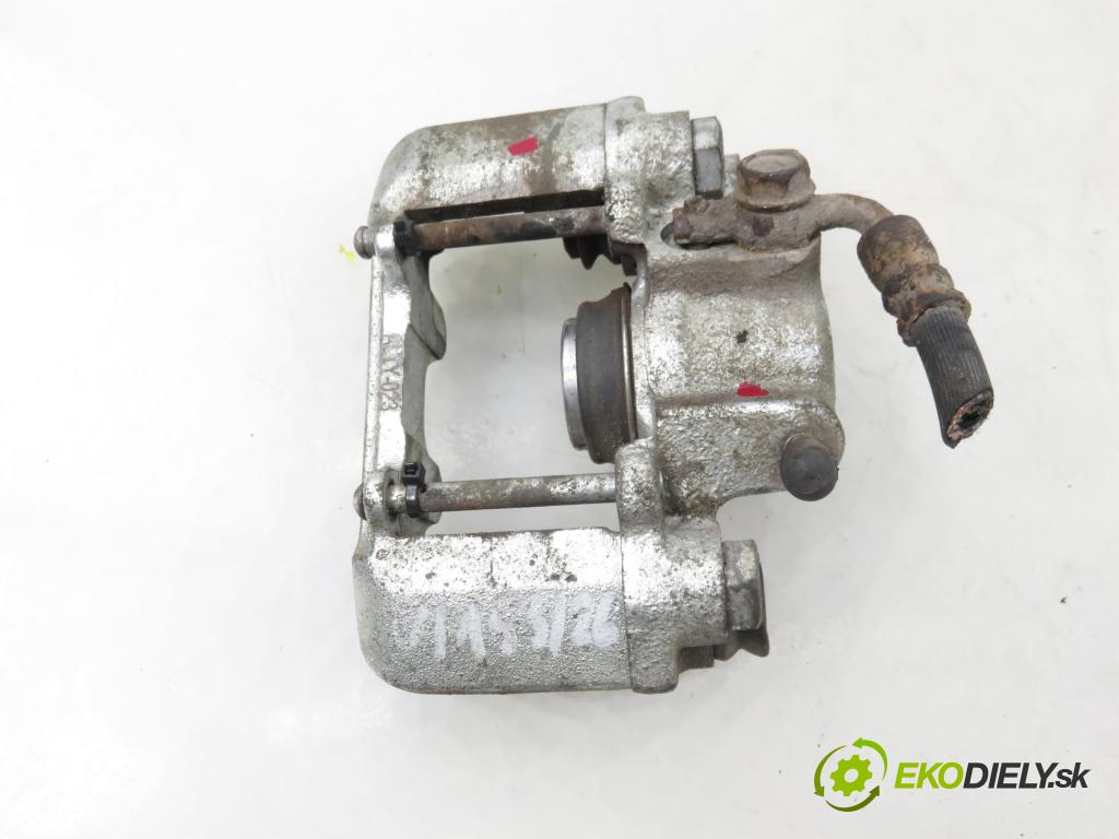 TOYOTA RAV 4 II (_A2_) SUV 2005 110,00 2.0 4WD 150 - 1AZ-FE 1998,00 Brzdič strmeň pravé zadné 