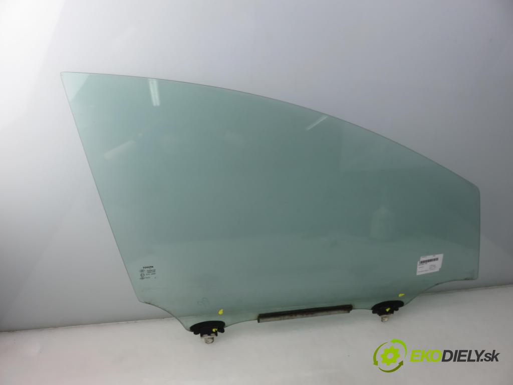 TOYOTA COROLLA Verso (ZER_, ZZE12_, R1_) VAN 2004 85,00 2.0 D-4D (CUR10_) - 1CD-FTV 1995,00 Okno PP 