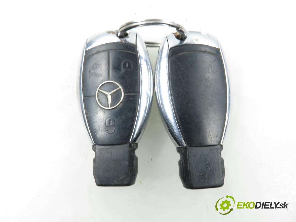 MERCEDES-BENZ KLASA S (W221) SEDAN 2008 200,00 S 350 (221.056, 221.156) - M 272.965 3498,00 spinačka A2215451108 (Spínacia skrinka)