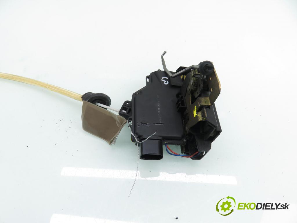 AUDI A2 (8Z0) HB 2001 55,00 1.4 - AUA 1390,00 zámok