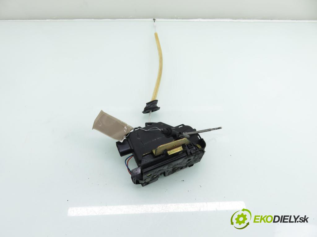 AUDI A2 (8Z0) HB 2001 55,00 1.4 - AUA 1390,00 zámok