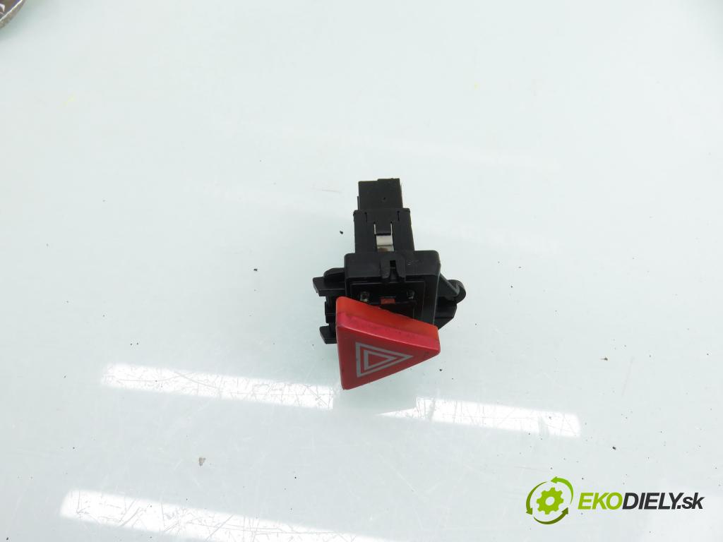AUDI A2 (8Z0) HB 2001 55,00 1.4 - AUA 1390,00 prepínač výstražných (núdzových) 8Z0941509A