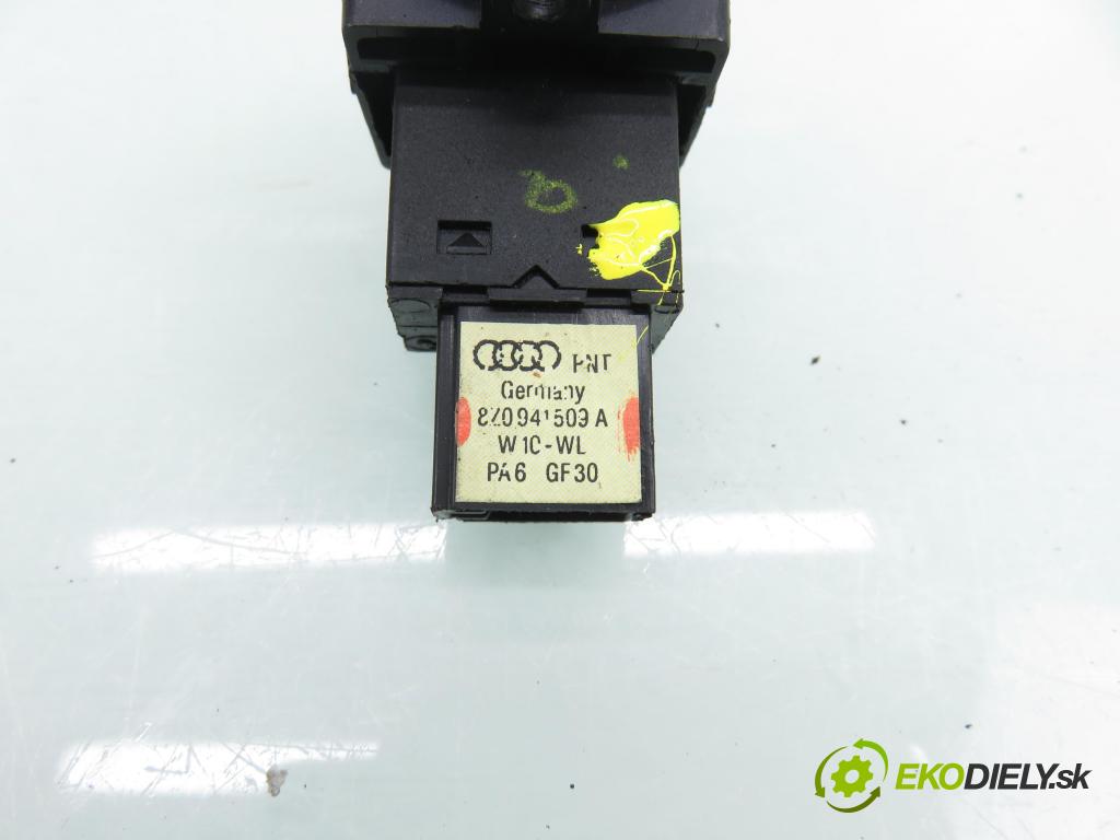 AUDI A2 (8Z0) HB 2001 55,00 1.4 - AUA 1390,00 prepínač výstražných (núdzových) 8Z0941509A