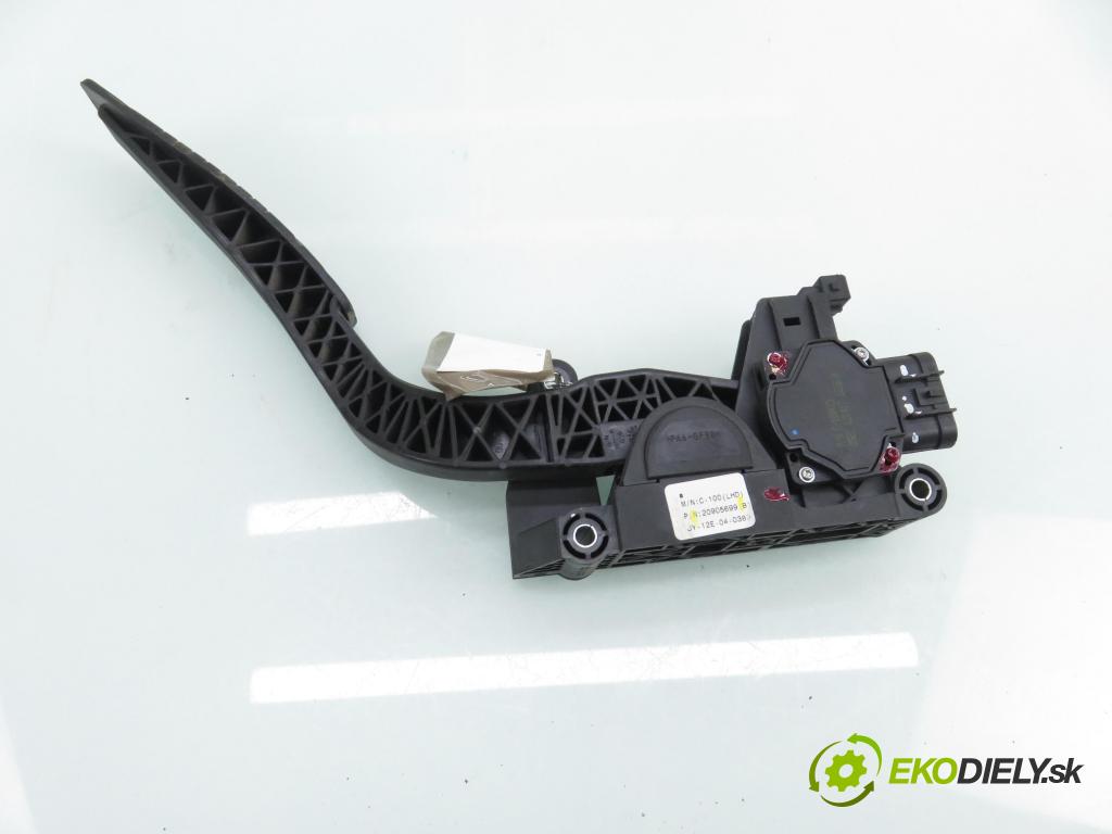 CHEVROLET CAPTIVA (C100, C140) SUV 2012 137,00 2.4 186 - LE9 2384,00 Potenciometer plynu 20905699 (Potenciometer plynového pedálu)