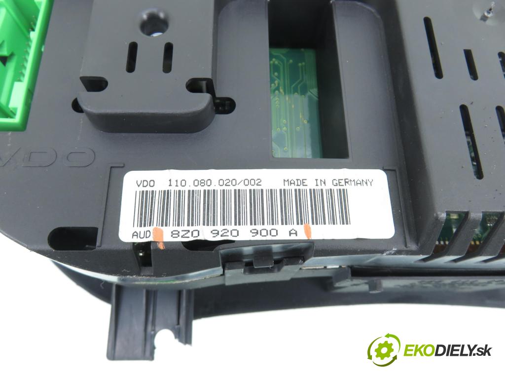 AUDI A2 (8Z0) HB 2001 55,00 1.4 - AUA 1390,00 Prístrojovka elektrický 8Z0920900A