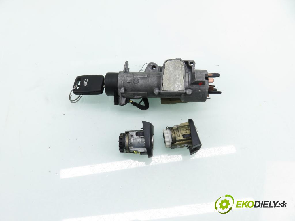 AUDI A2 (8Z0) HB 2001 55,00 1.4 - AUA 1390,00 spinačka / zámky 4B0905851C