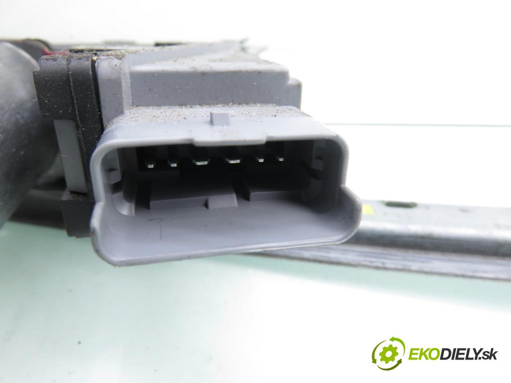 CITROEN C3 I (FC_) HB 2003 66,00 1.4 16V HDi - 8HY (DV4TED4) 1398,00 Mechanizmus okien 400619F ; 963912