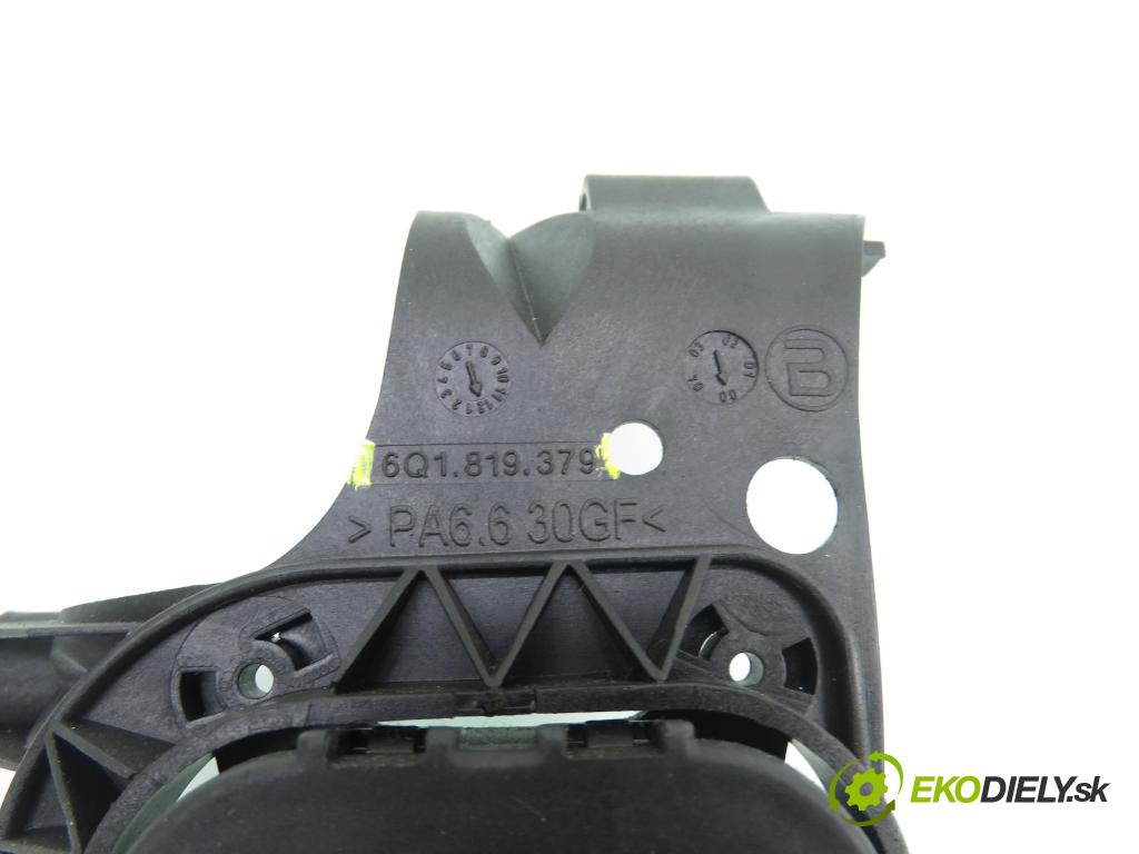 AUDI A2 (8Z0) HB 2001 55,00 1.4 - AUA 1390,00 motorek dveří topení 0132801200 ; 6Q1907511 ; 6Q1819379