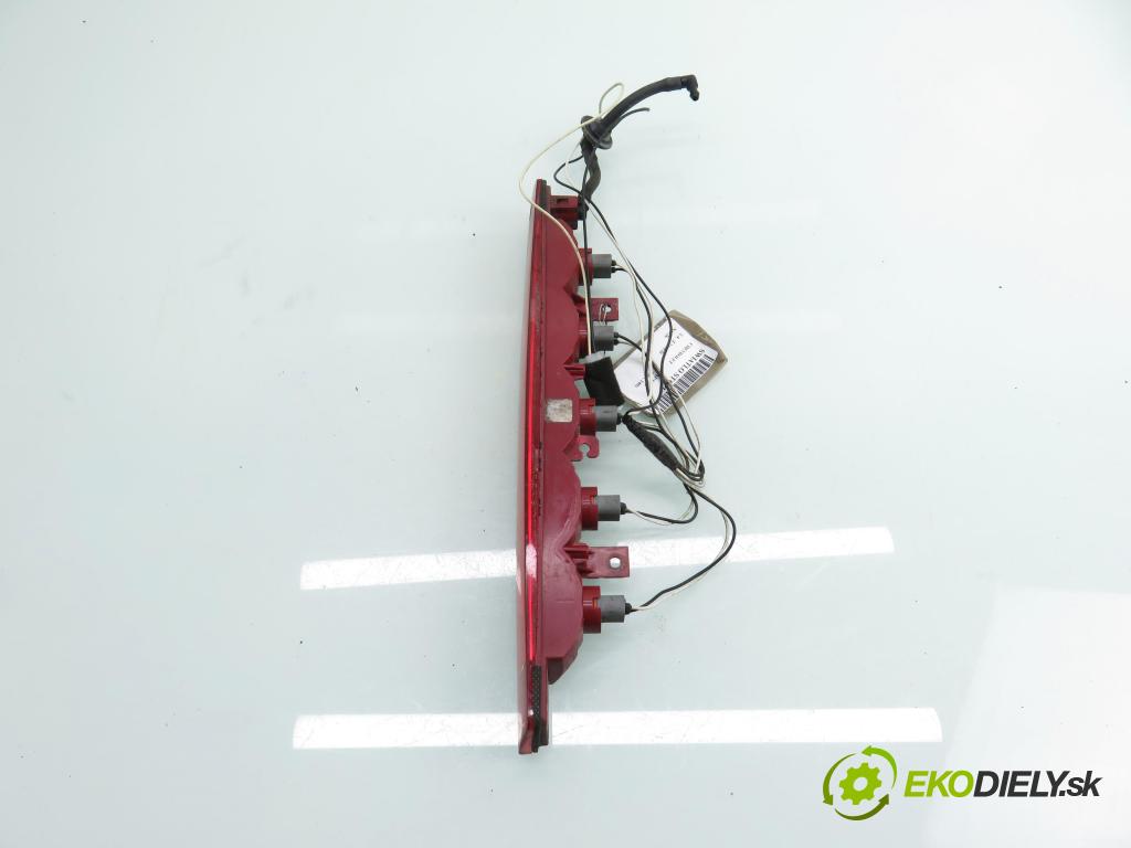 CHEVROLET CAPTIVA (C100, C140) SUV 2012 137,00 2.4 186 - LE9 2384,00 svetlo bŕzd 96626968
