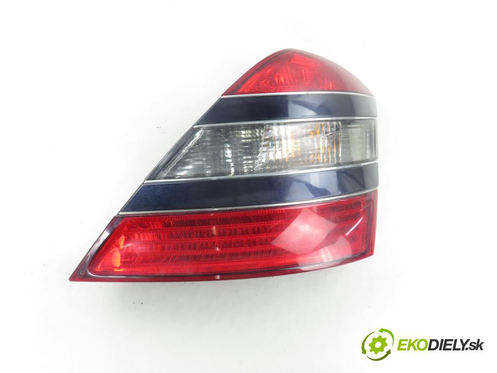 MERCEDES-BENZ KLASA S (W221) SEDAN 2008 200,00 S 350 (221.056, 221.156) - M 272.965 3498,00 Svetlo pravé zadné A2218200266