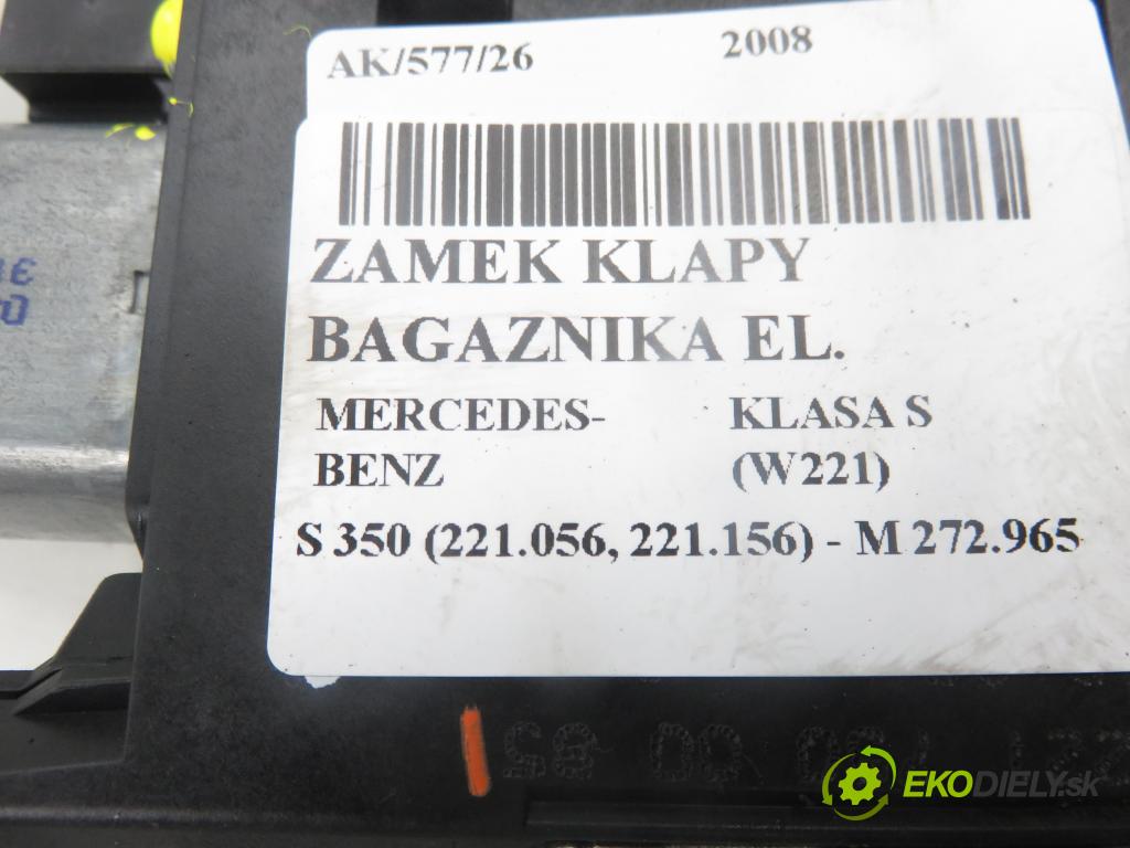 MERCEDES-BENZ KLASA S (W221) SEDAN 2008 200,00 S 350 (221.056, 221.156) - M 272.965 3498,00 zámok dverí kufor EL. 2217500085