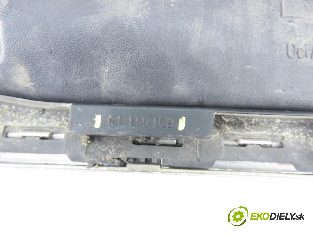 AUDI A2 (8Z0) HB 2001 55,00 1.4 - AUA 1390,00 Mriežka / maska 8Z0853692 ; 8Z0853321