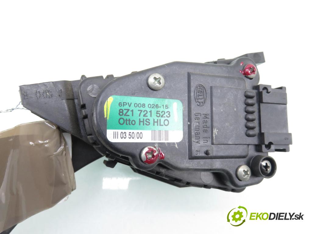 AUDI A2 (8Z0) HB 2001 55,00 1.4 - AUA 1390,00 Potenciometer plynu 8Z1721523 ; 6PV00802615 (Potenciometer plynového pedálu)