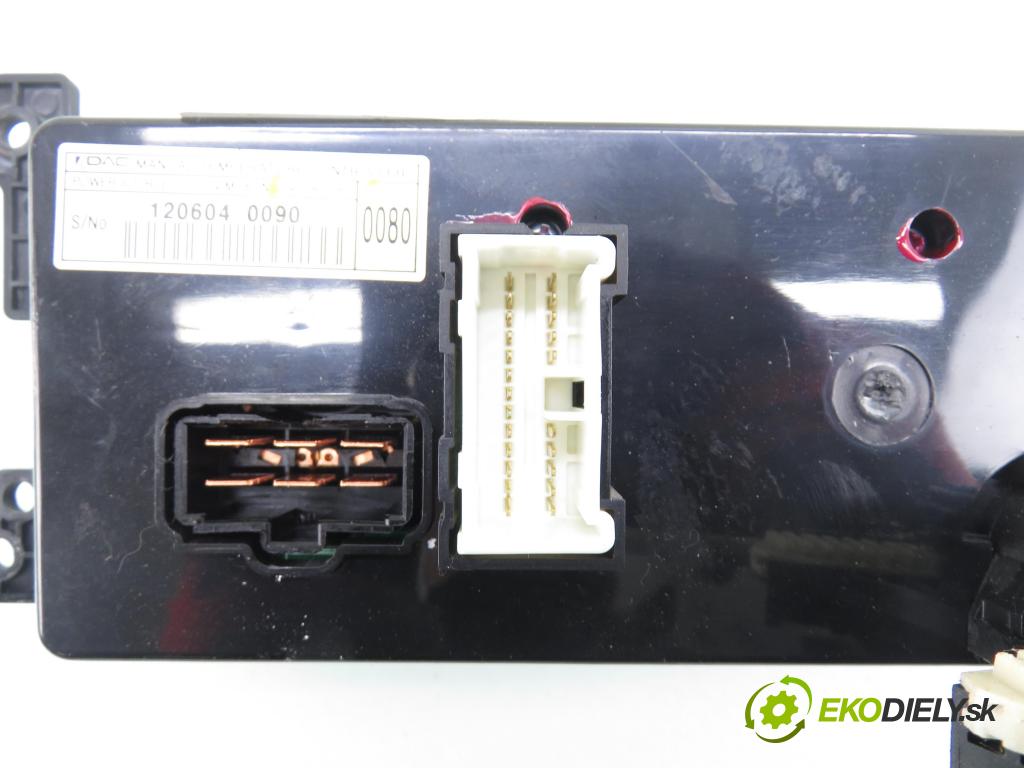 CHEVROLET CAPTIVA (C100, C140) SUV 2012 137,00 2.4 186 - LE9 2384,00 Panel kúrenia KLIMATRONIK 95080080
