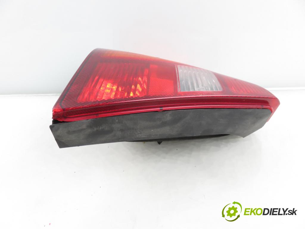 RENAULT THALIA I (LB0/1/2_) SEDAN 2001 55,00 1.4 - K7J 700 1390,00 Svetlo ľavé zadné