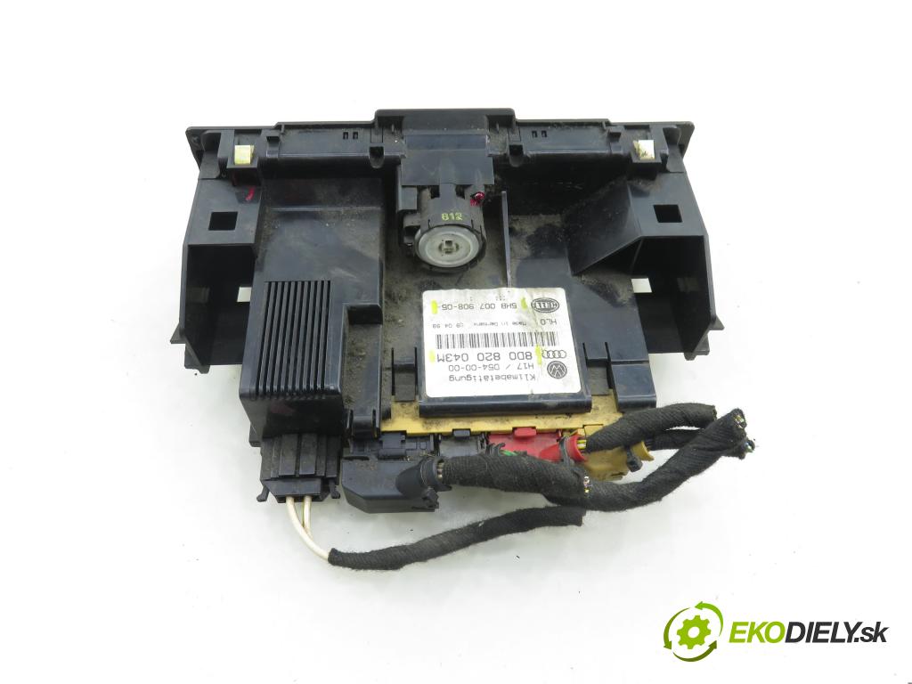 AUDI A4 Avant (8D5, B5) KOMBI 1999 66,00 1.9 TDI 90 1896,00 Panel kúrenia KLIMATRONIK 8D0820043M ; 5HB00790805
