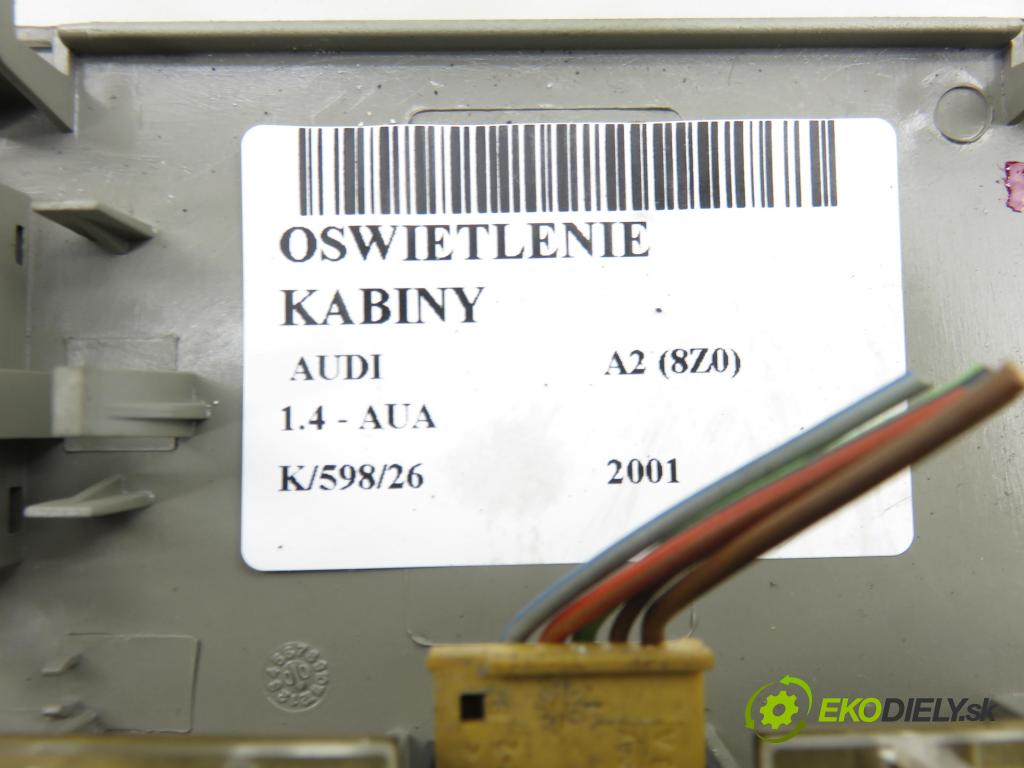 AUDI A2 (8Z0) HB 2001 55,00 1.4 - AUA 1390,00 osvetlenie kabína 8Z0941111