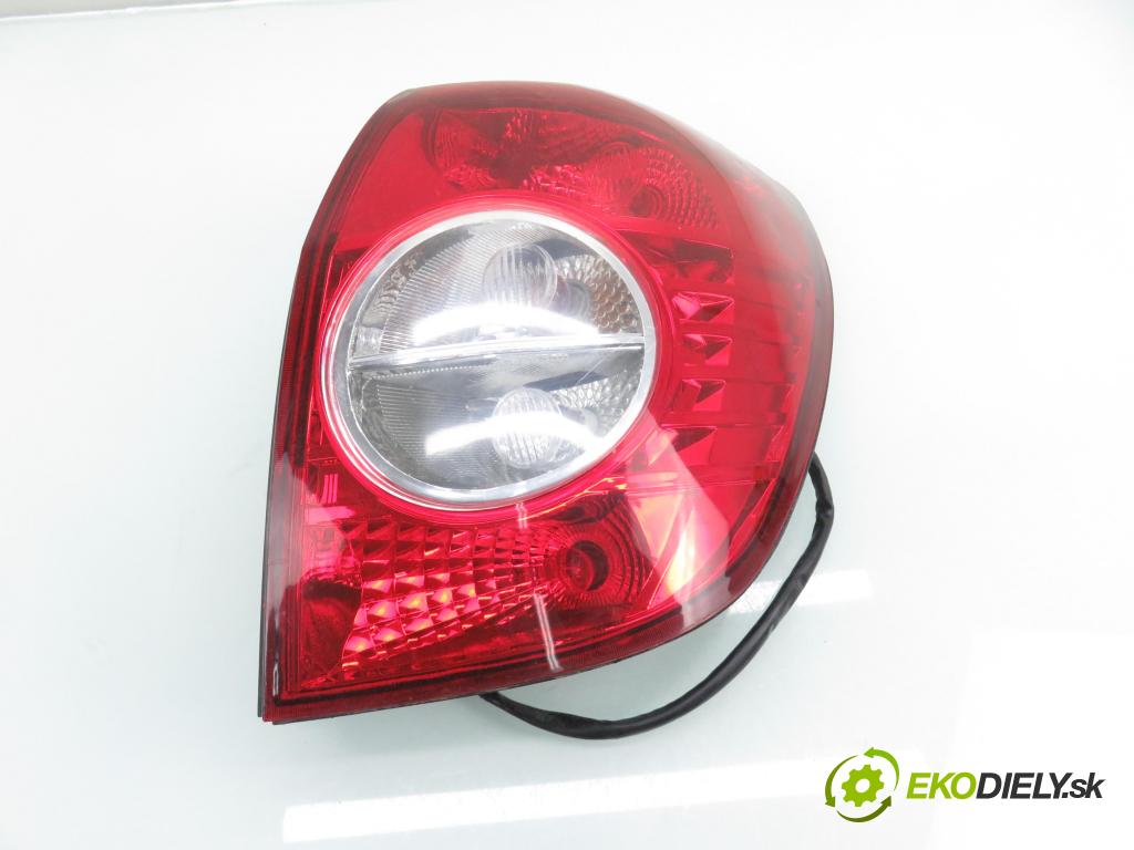 CHEVROLET CAPTIVA (C100, C140) SUV 2012 100,00 2.4 2405,00 Svetlo pravé zadné