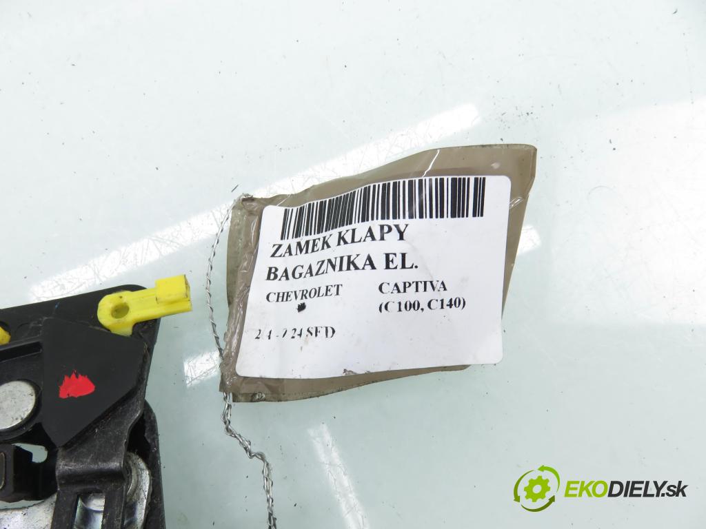CHEVROLET CAPTIVA (C100, C140) SUV 2012 137,00 2.4 186 - LE9 2384,00 zámok dverí kufor EL.