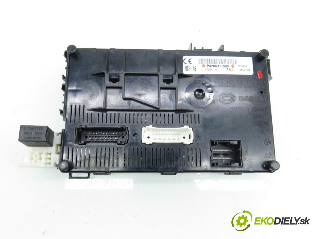 RENAULT CLIO II (BB_, CB_) HB 2004 55,00 1.2 16V (BB05, BB0W, BB11, BB27, BB2T, BB2U, BB2V, 1149,00 MODUL 8200311989