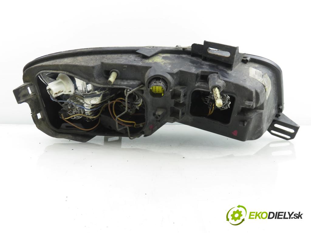 FIAT STILO Multi Wagon (192_) KOMBI 2004 66,00 1.4 16V - 192 B2.000 1368,00 Svetlo LP 517127160