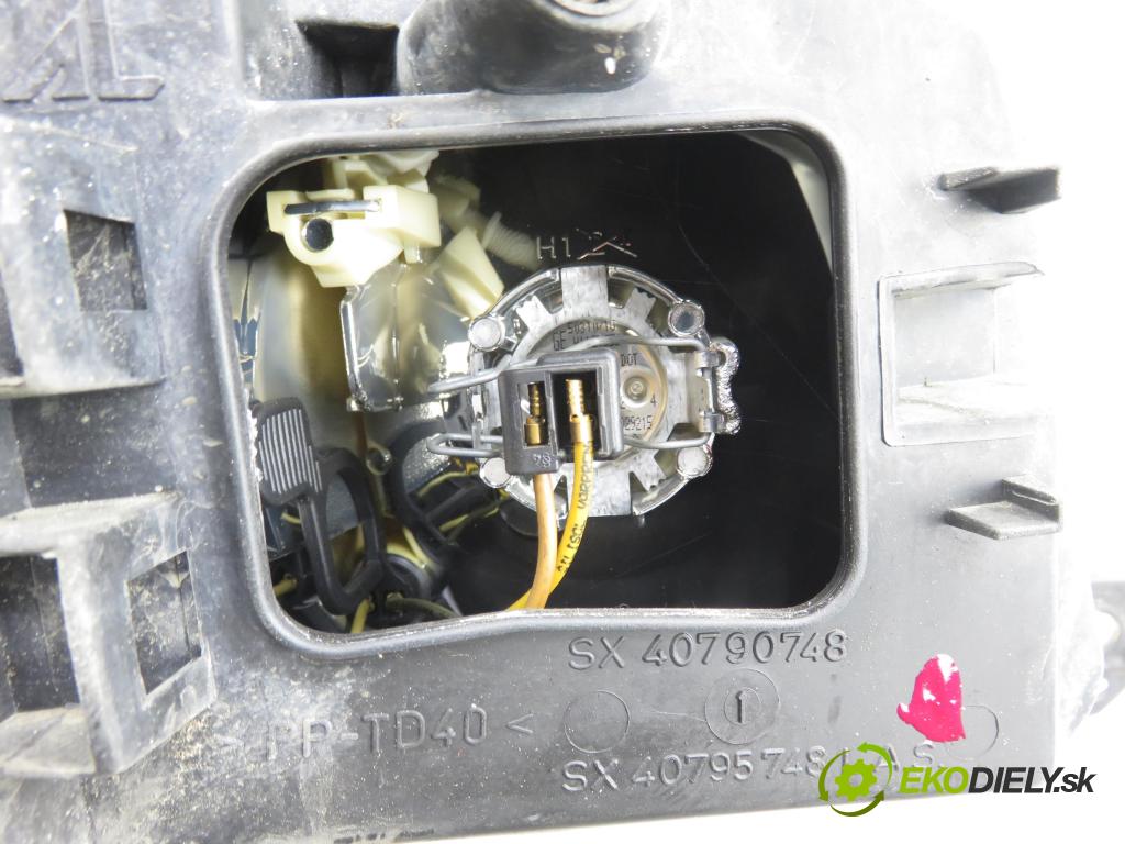 FIAT STILO Multi Wagon (192_) KOMBI 2004 66,00 1.4 16V - 192 B2.000 1368,00 Svetlo LP 517127160