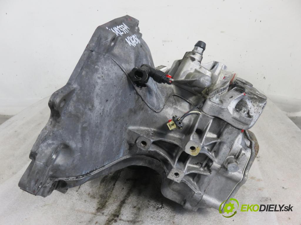 OPEL MERIVA A nadwozie wielkoprzestrzenne (MPV) (X03) HB 2004 55,00 1.7 DTI 75 - Y 17 DT 1686,00 Prevodovka MANUALNA F17W394