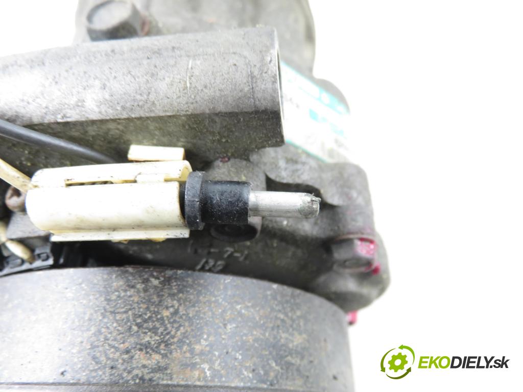 RENAULT CLIO II (BB_, CB_) HB 2004 55,00 1.2 16V (BB05, BB0W, BB11, BB27, BB2T, BB2U, BB2V, 1149,00 KOMPRESOR: klimatizácie 8200037058 (Kompresor klimatizácie)